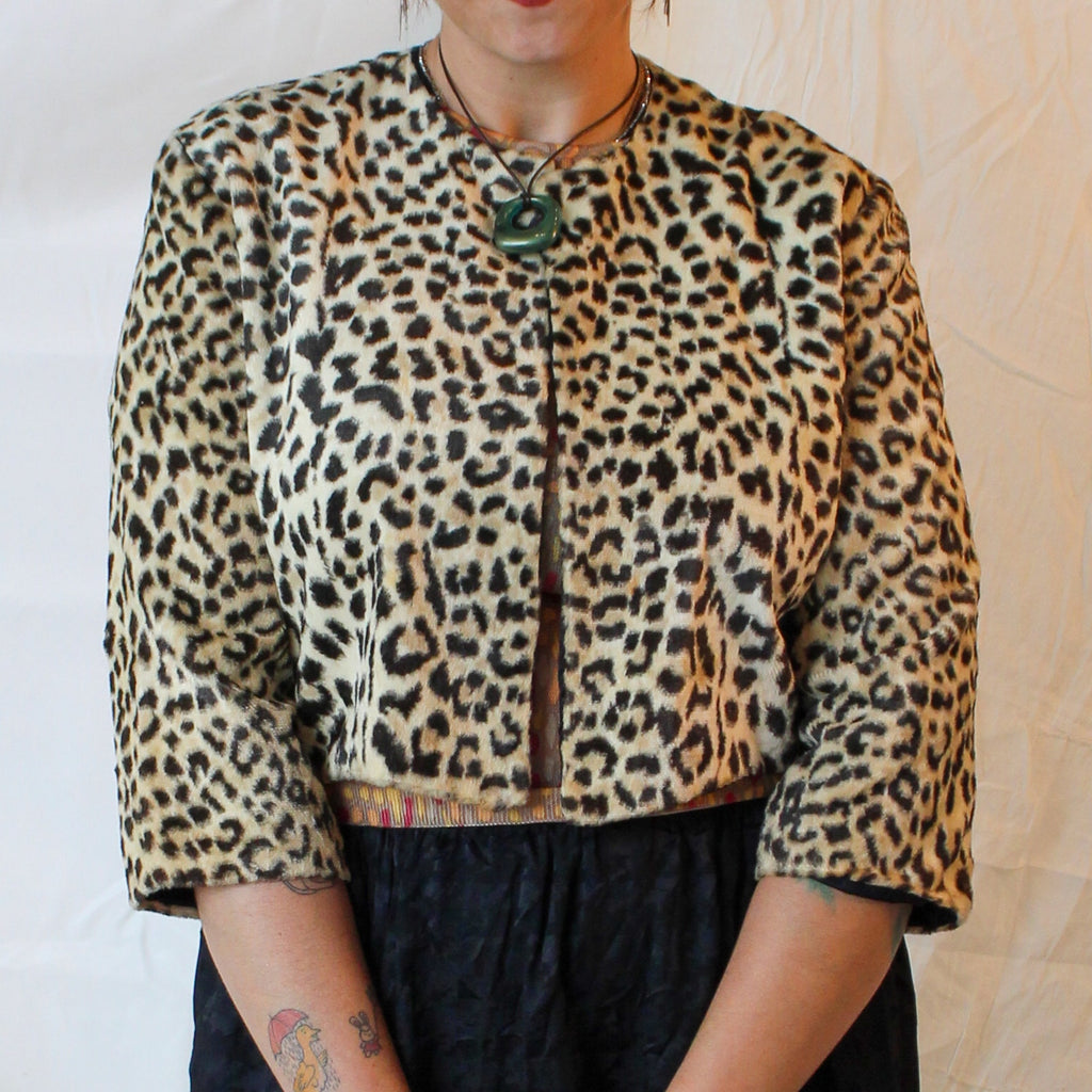 60s cropped cheetah faux fur jacket