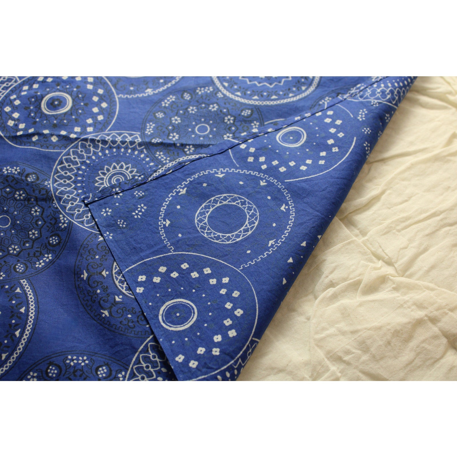60s blue medallion print bandana (hand-hemmed, one selvedge)