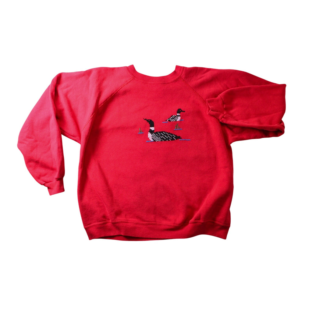 90s hand-embroidered duck sweatshirt – red hanes usa xl