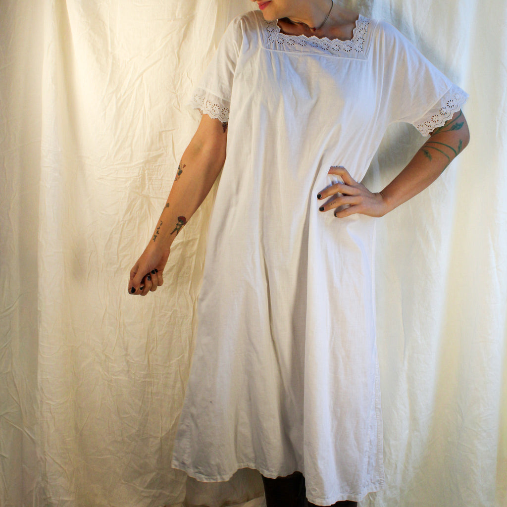 Antique cotton nightgown with square neck and daisy eyelet trim