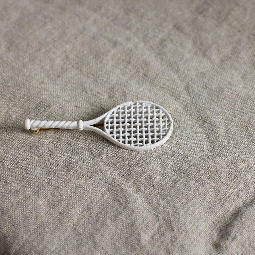 70s monet white enamel tennis racket stick pin