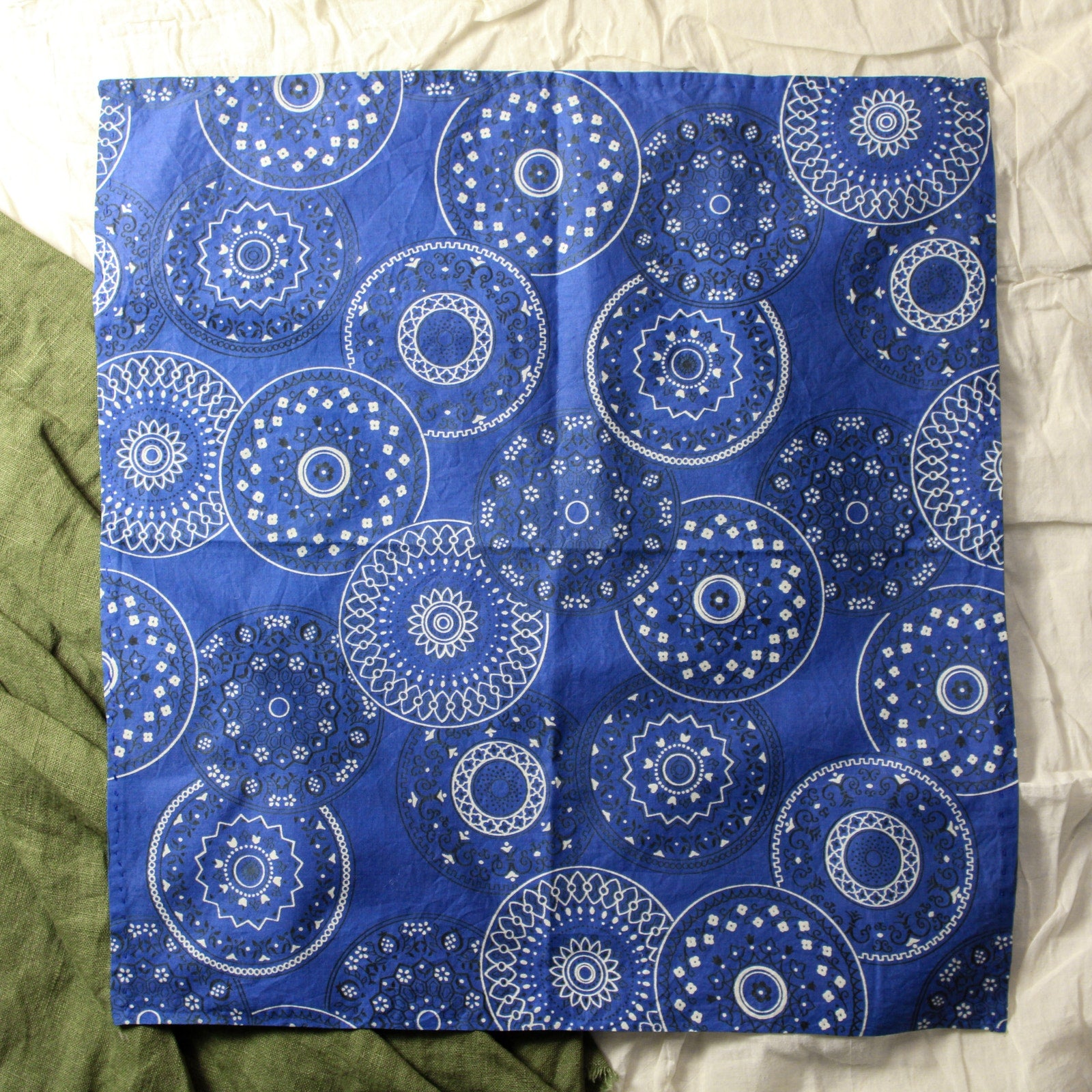 60s blue medallion print bandana (hand-hemmed, one selvedge)