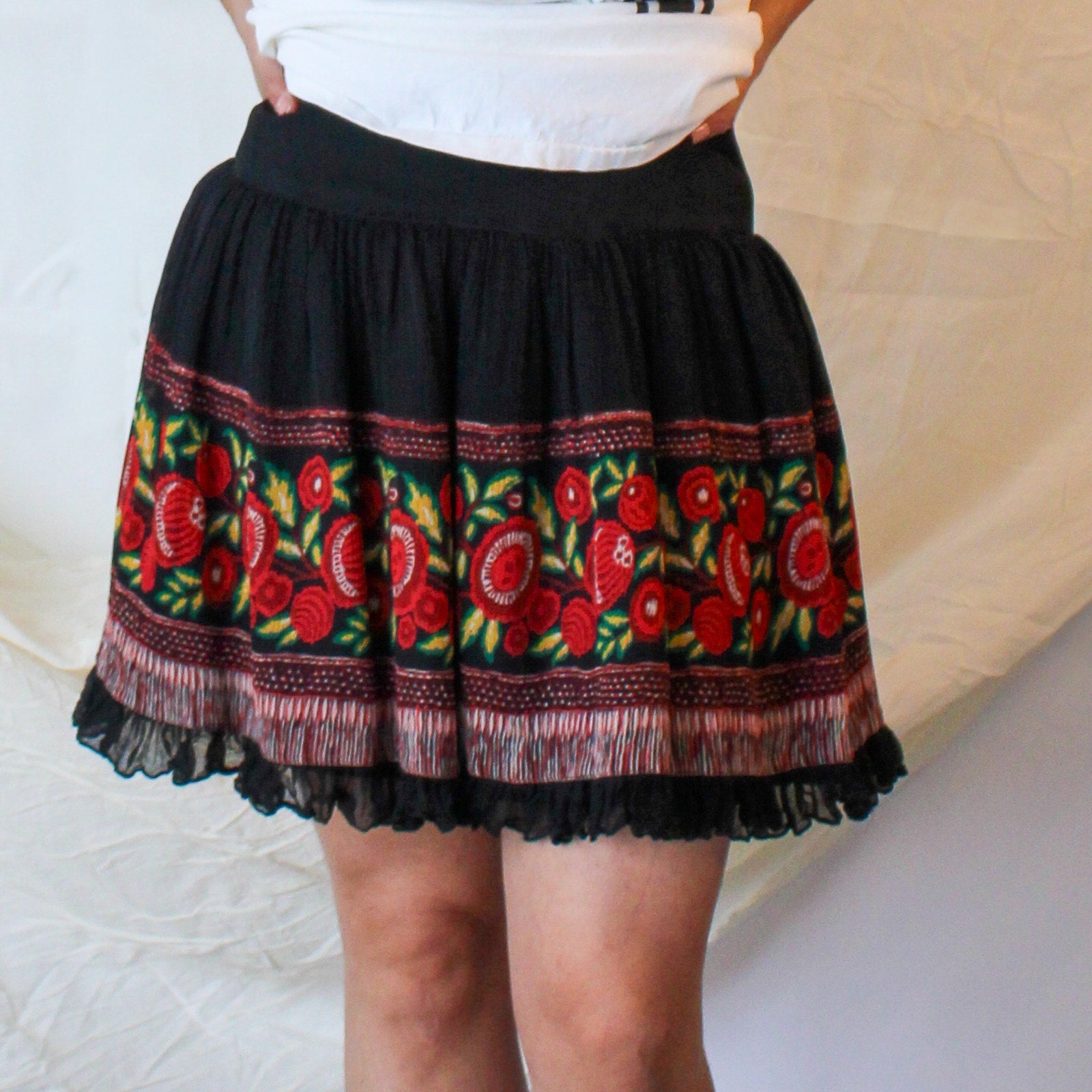 2000s/Y2K Anna Sui Folk Silk Floral Skirt – Printed Gauze