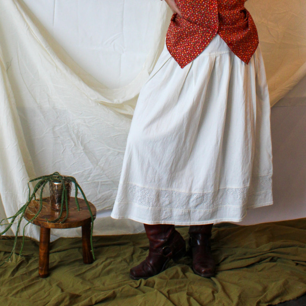 80s dwsf white cotton lace inset prairie skirt made in usa