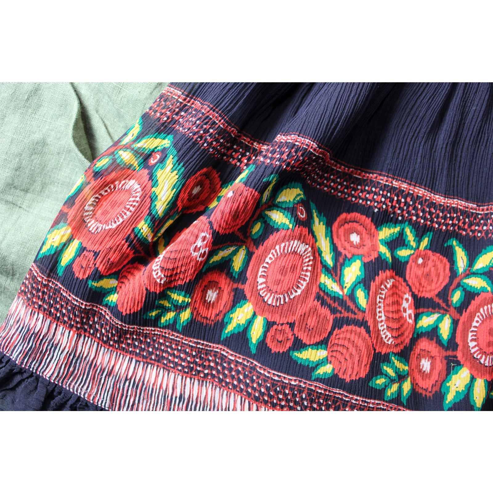 2000s/Y2K Anna Sui Folk Silk Floral Skirt – Printed Gauze