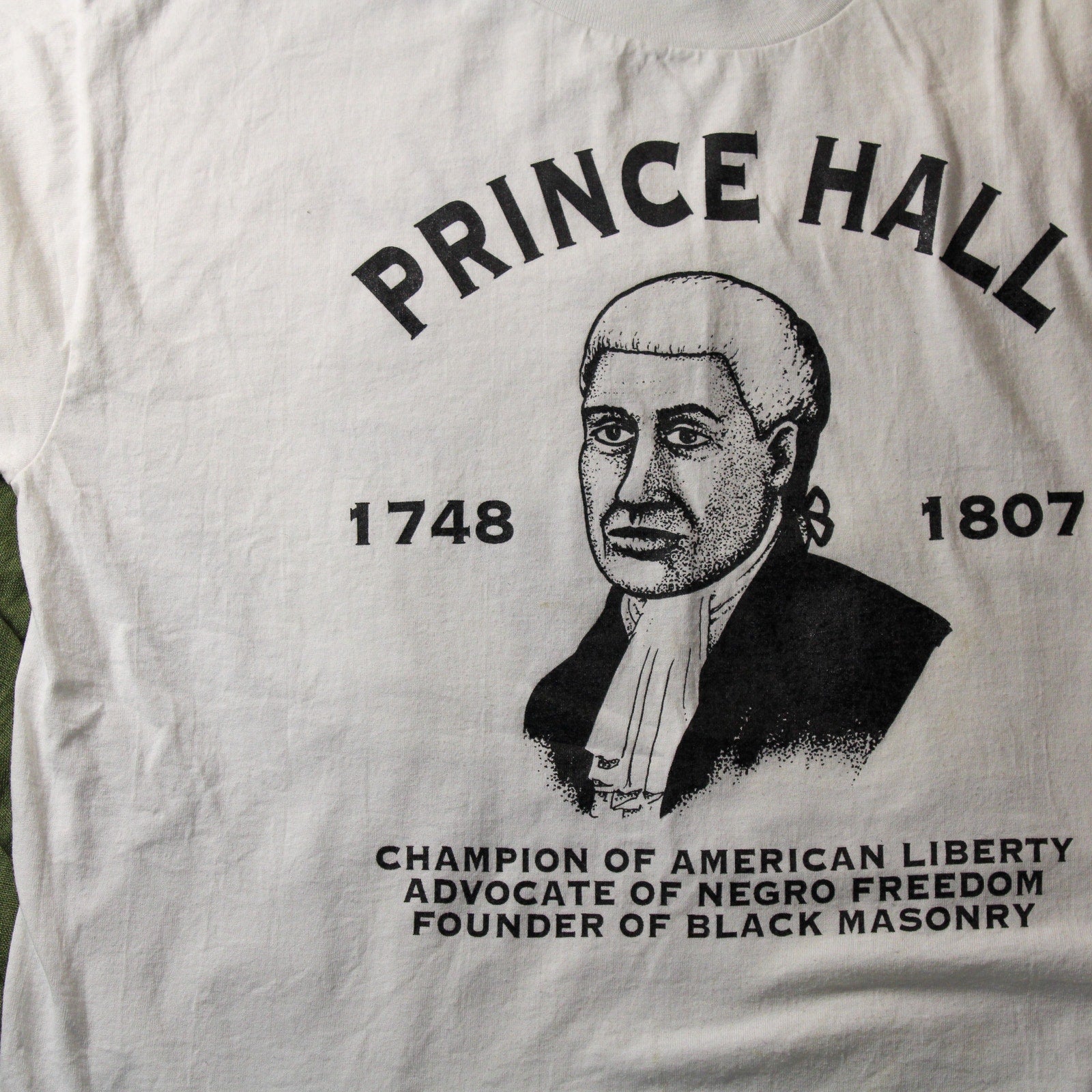 90s prince hall historical graphic tee (l) fruit of the loom best