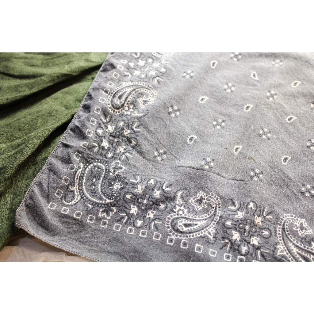 70s Paris Accessories Gray Bandana – RN 13960 Made in USA