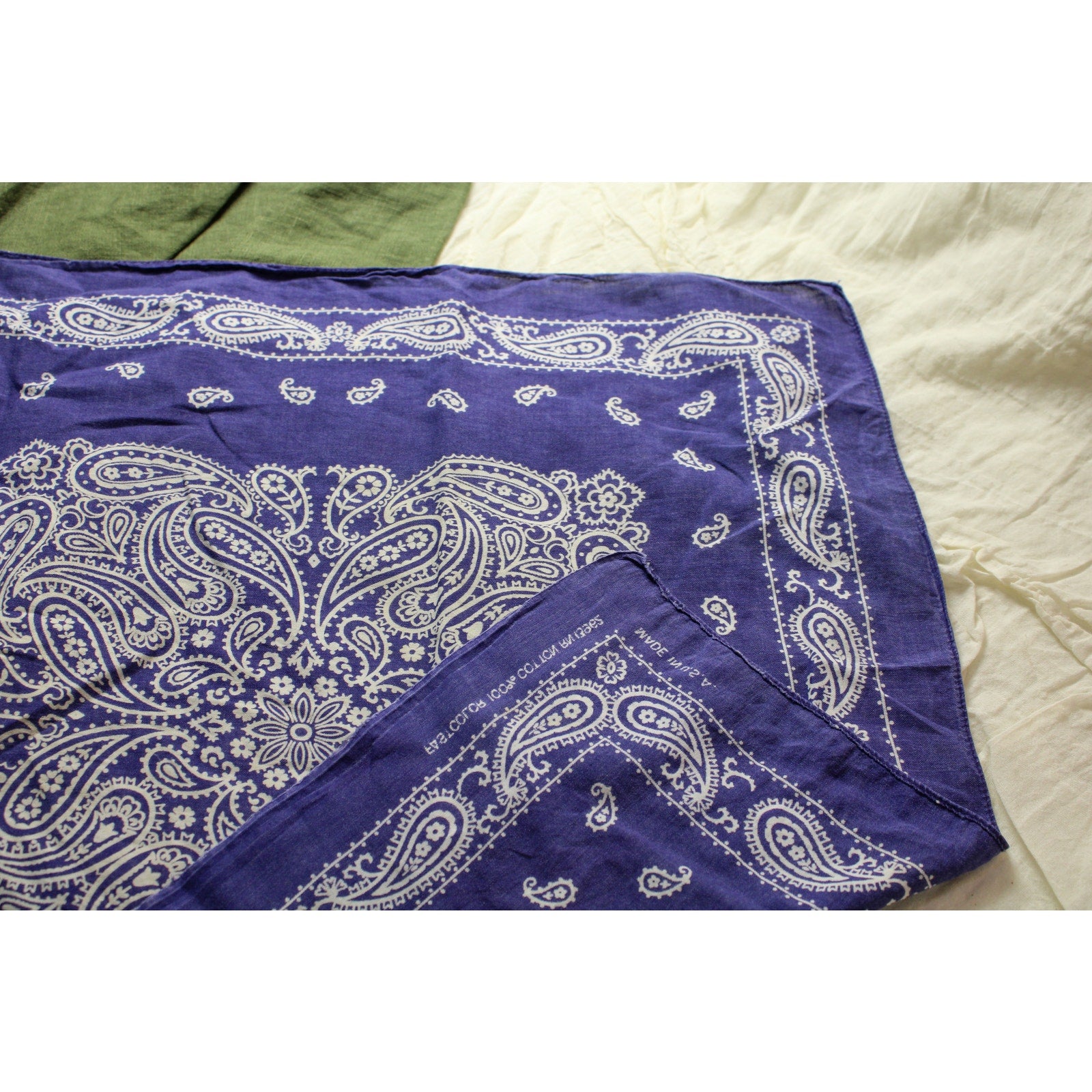 80s fast color rn13962 blue paisley bandana (made in usa)