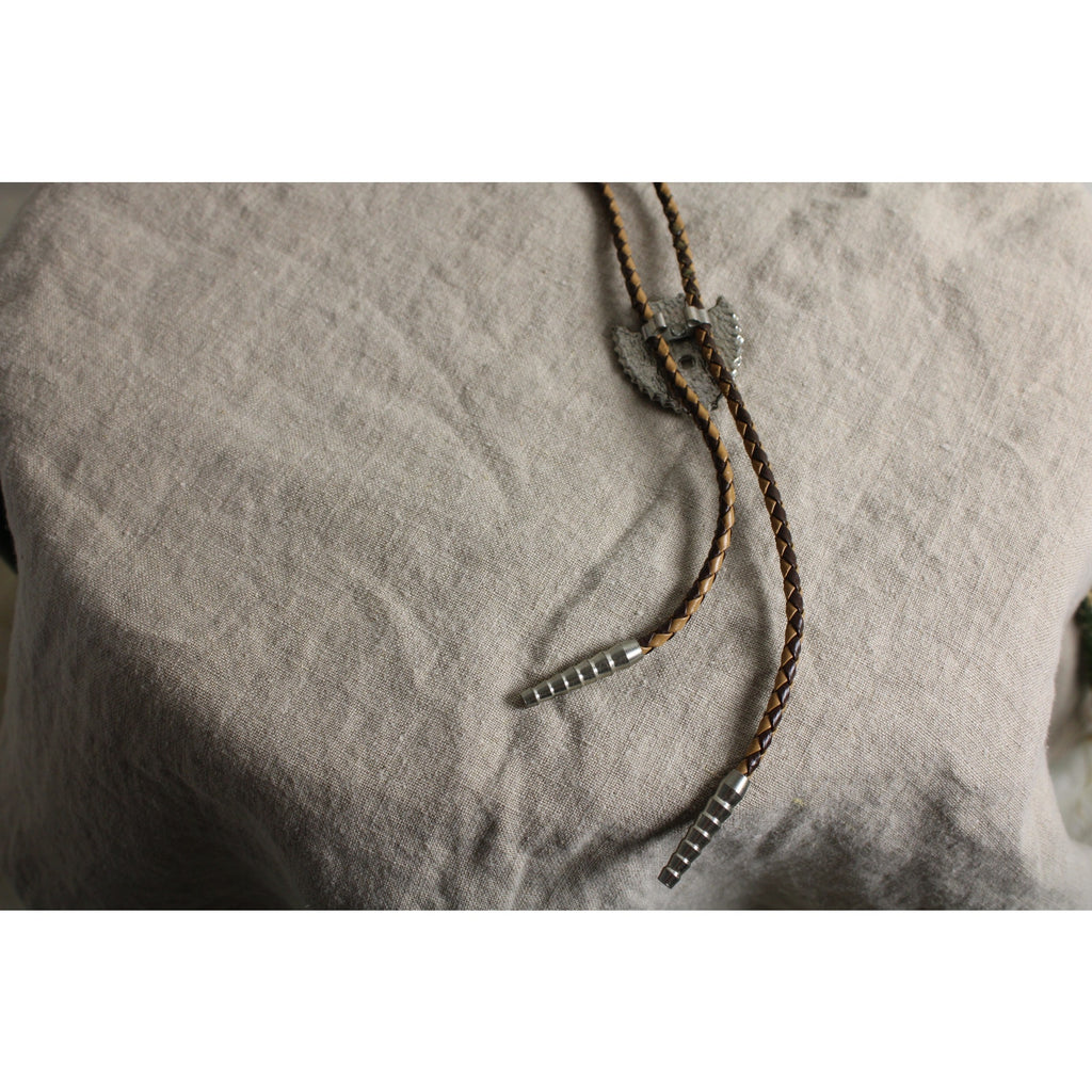 vintage 70s mother of pearl cowboy bolo tie