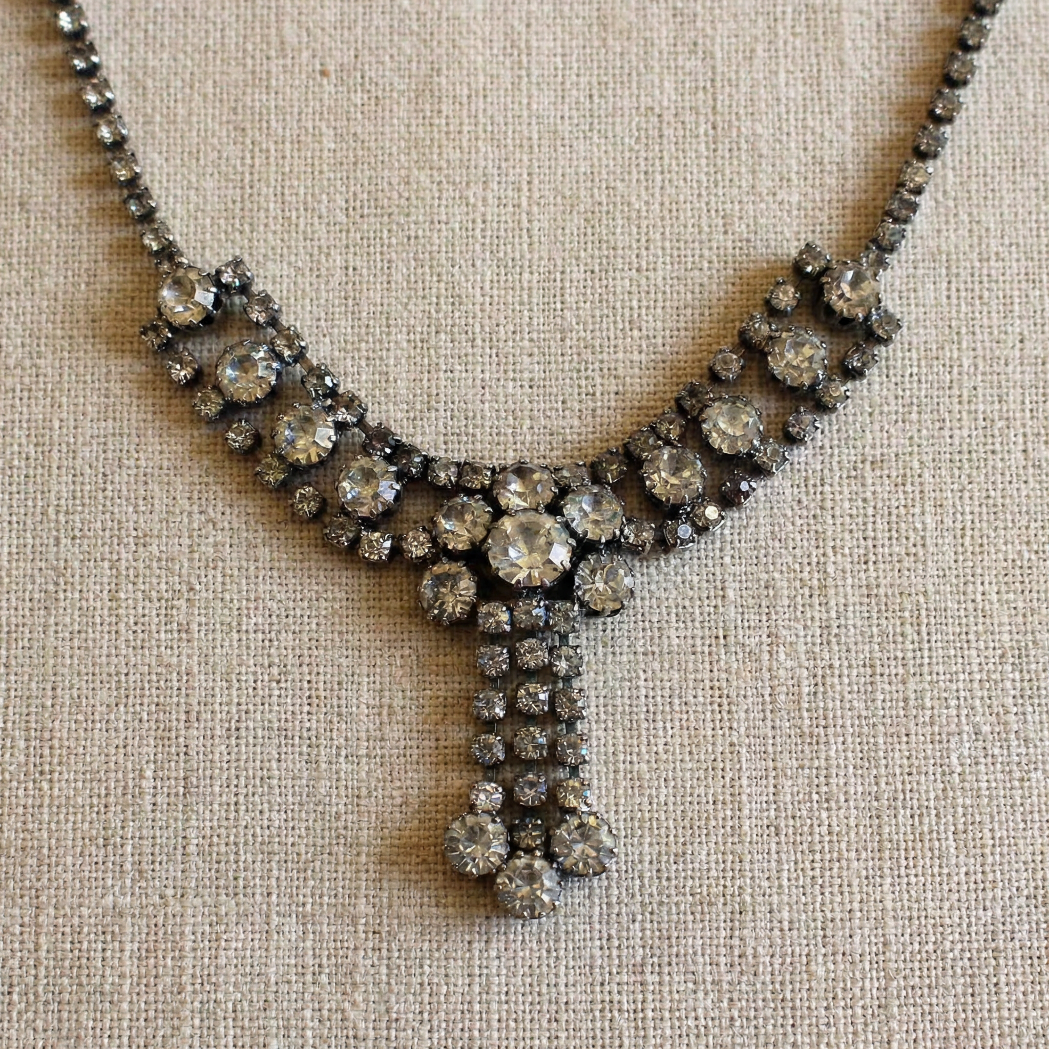 50s rhinestone drop choker necklace silver tone