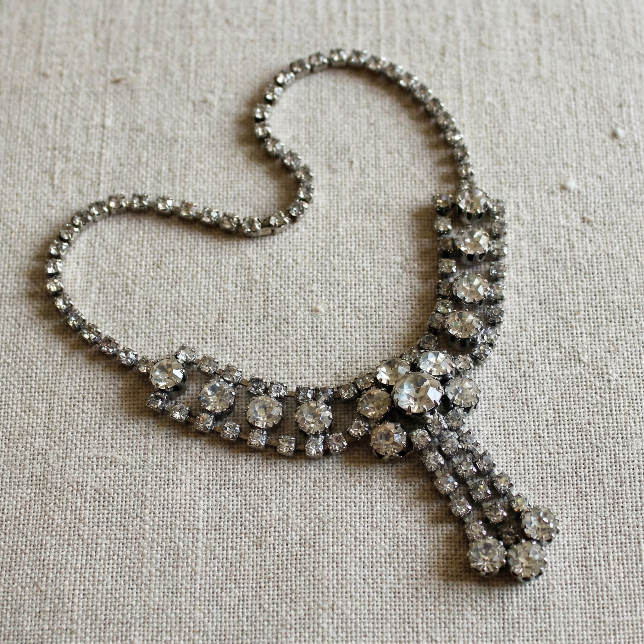 50s rhinestone drop choker necklace silver tone