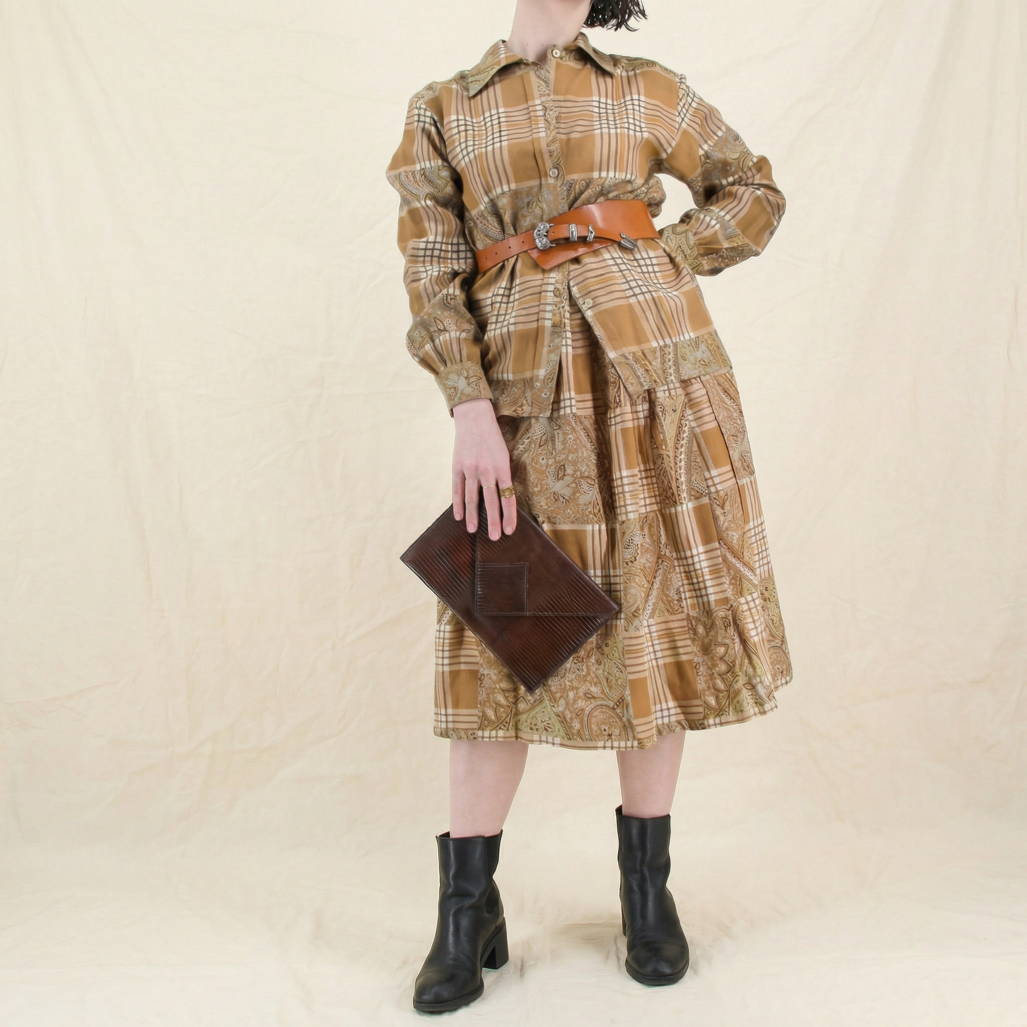 70s reptile-embossed leather envelope clutch