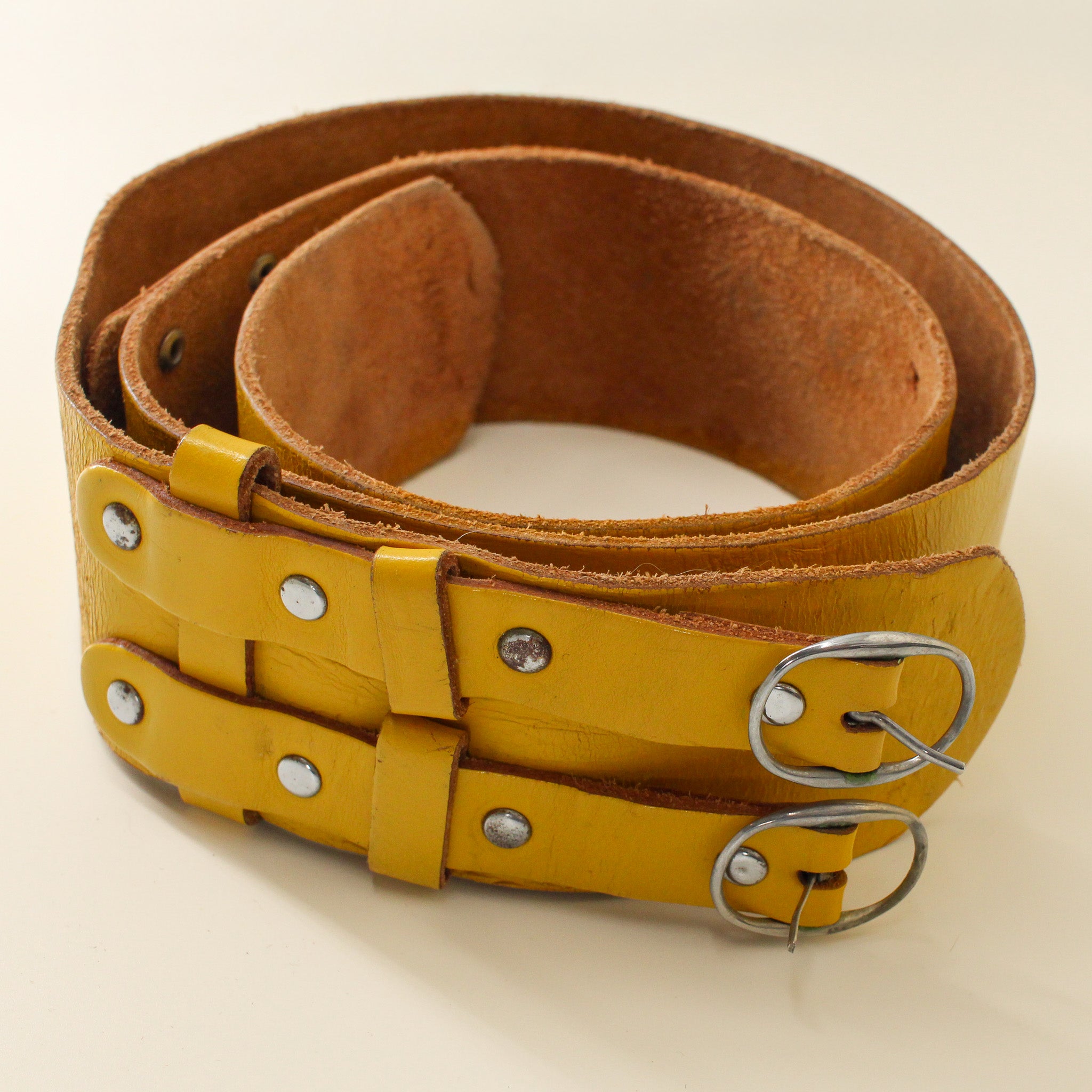 70s yellow wide leather double buckle belt