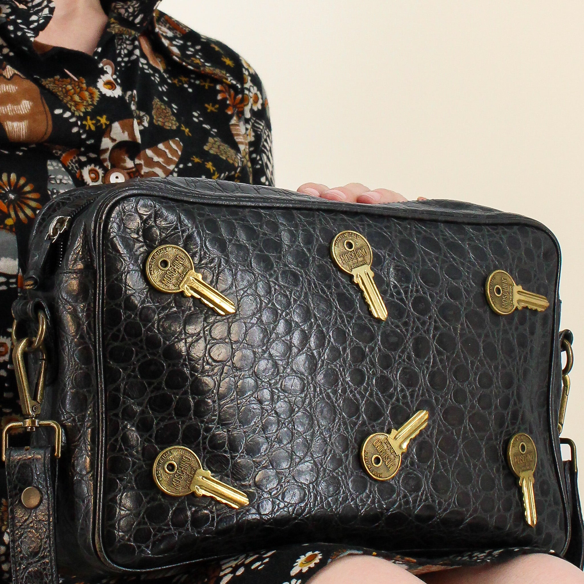 90s moschino croc embossed key crossbody bag with matching wallet