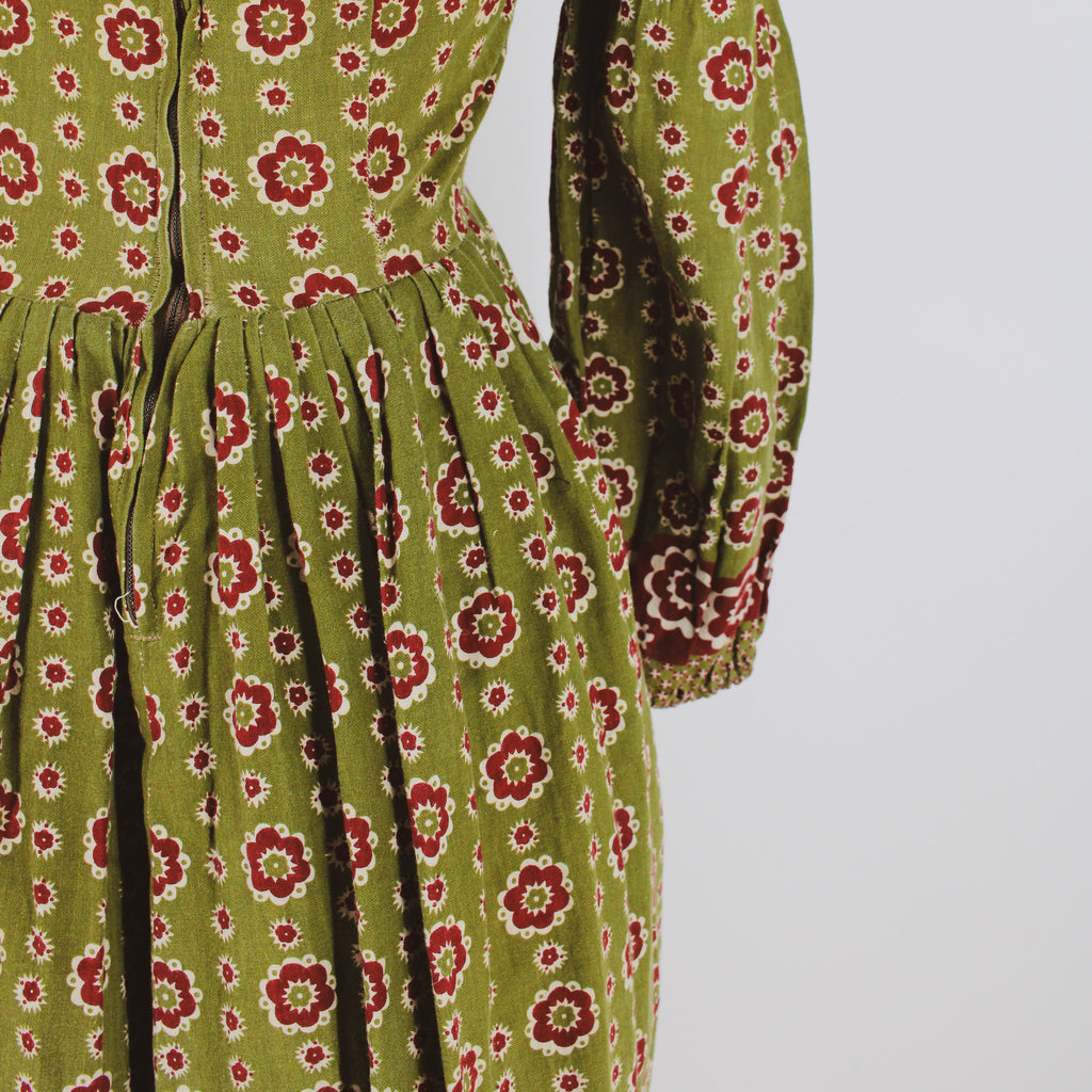60s green floral bordered-print cotton folk dress