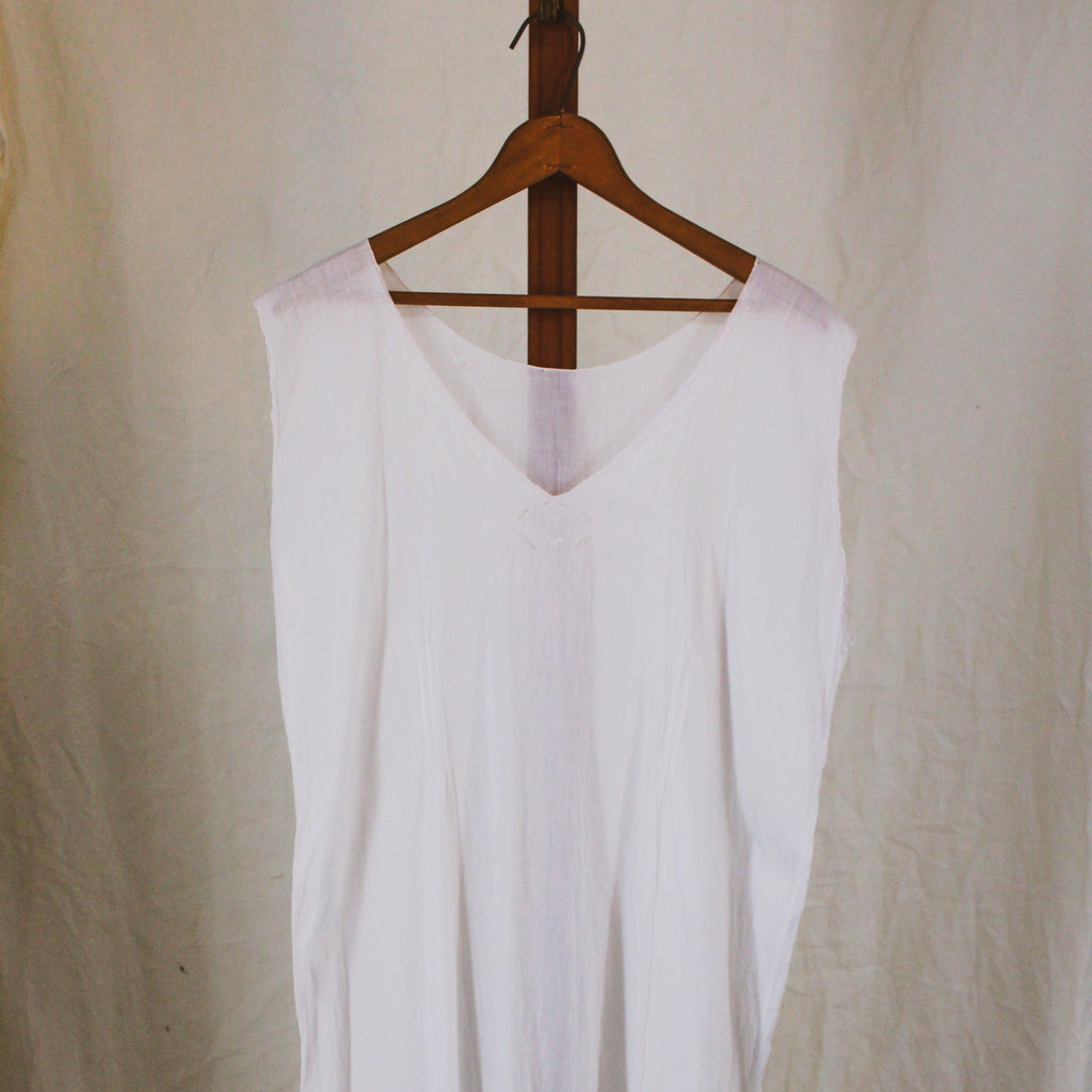 1900s antique whitework eyelet nightgown