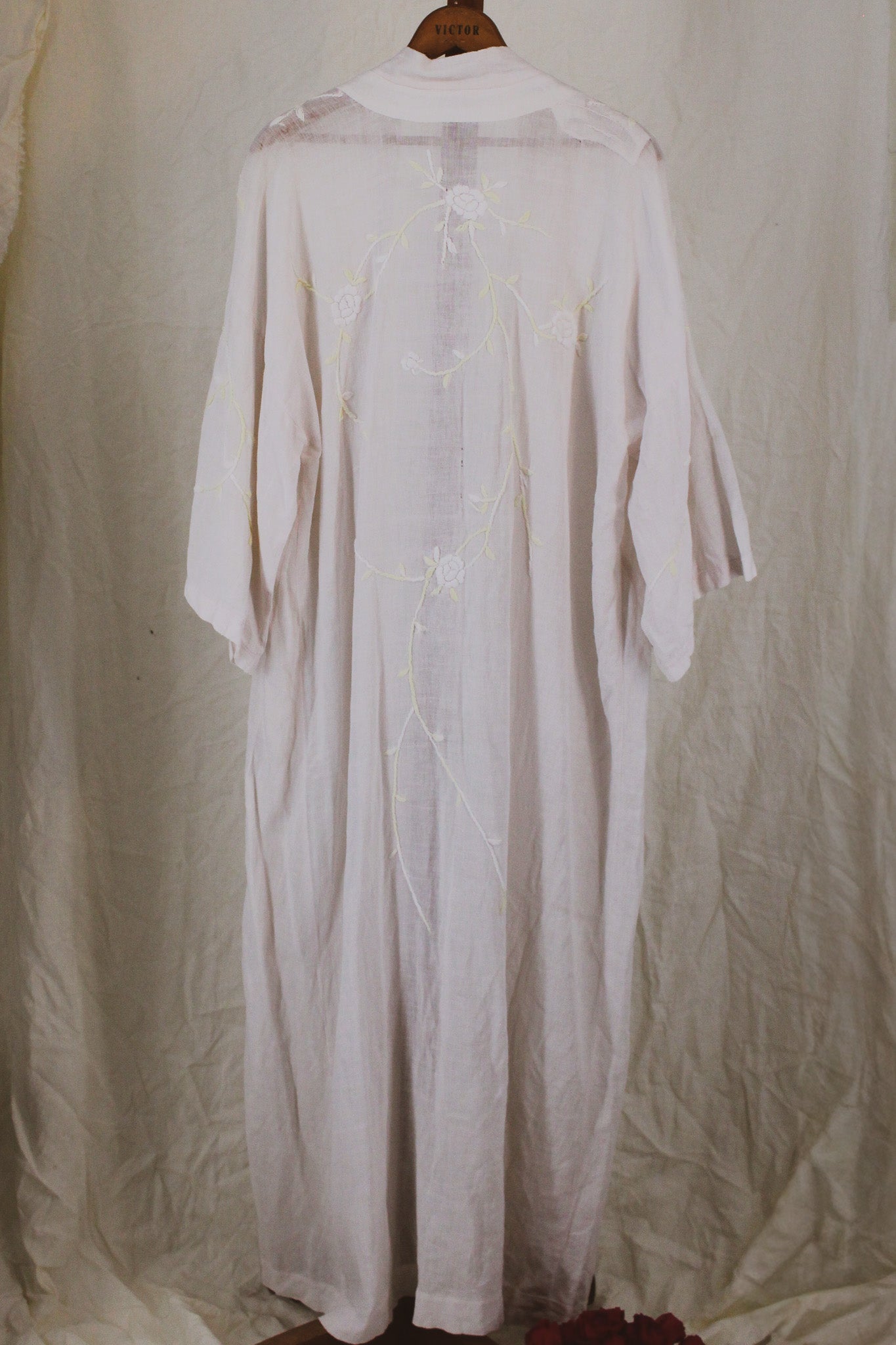 1910s antique embroidered cotton voile wrapper robe