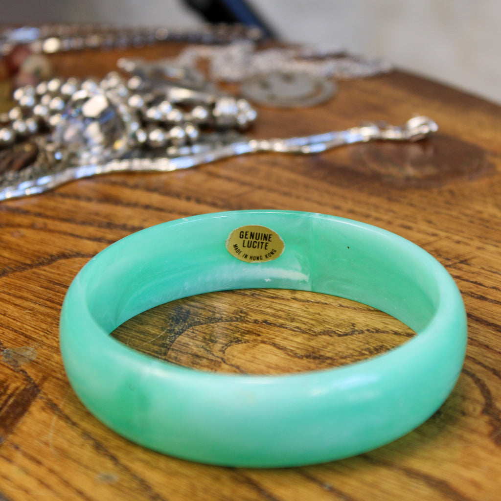 60s genuine lucite jade green bangle