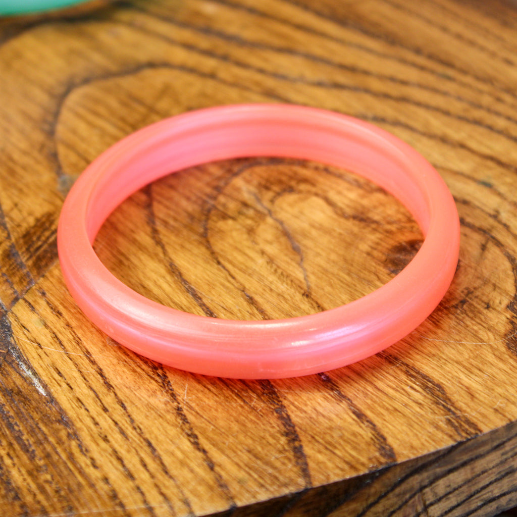 60s pink translucent bangle 2 3/4 inch diameter