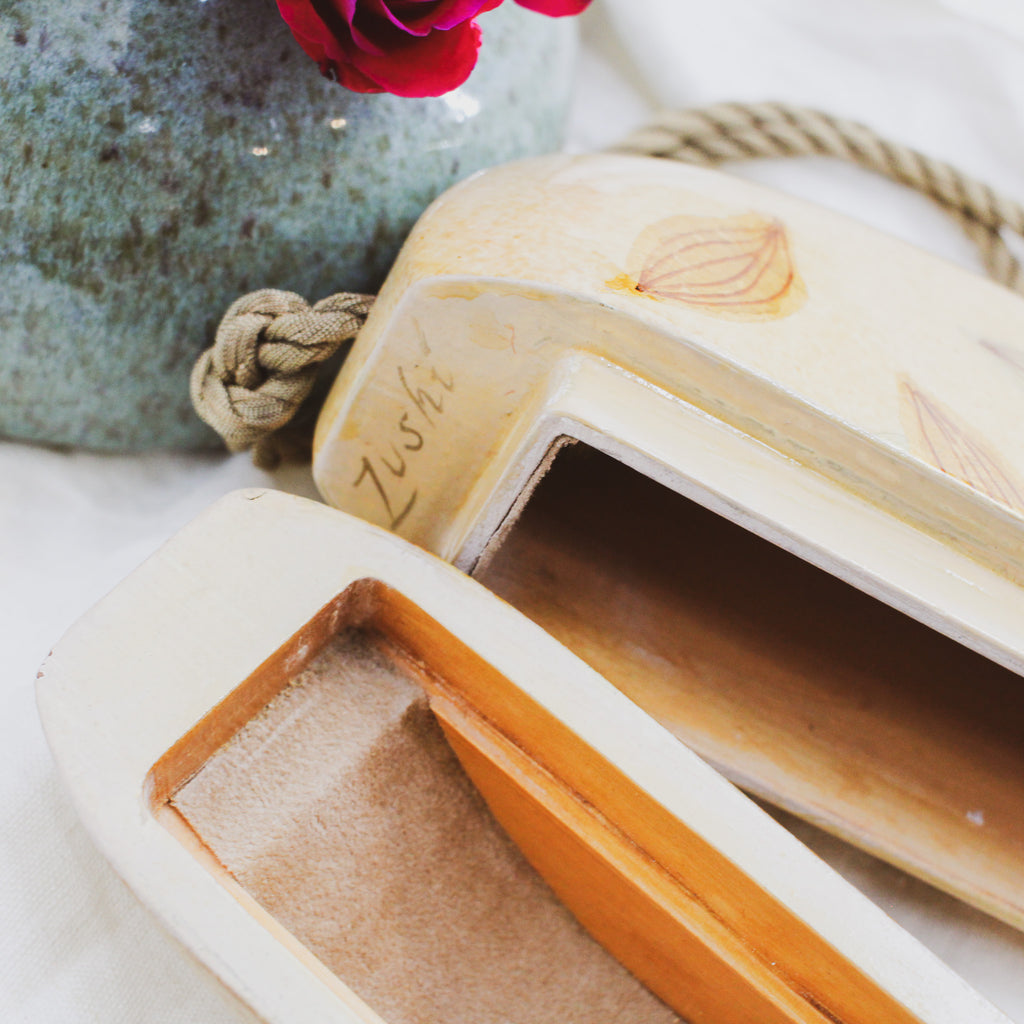 70s zushi hand painted wood box bag, rare