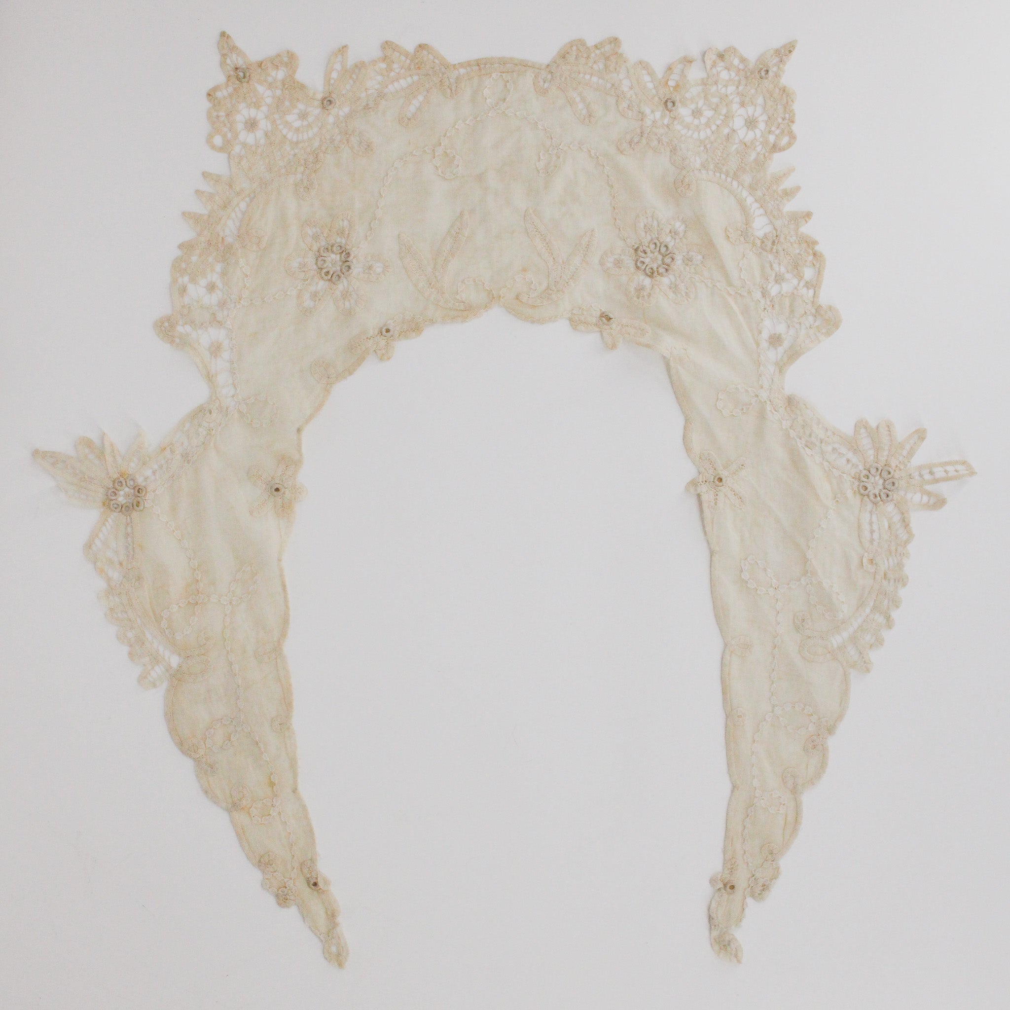 antique edwardian tape lace bertha collar