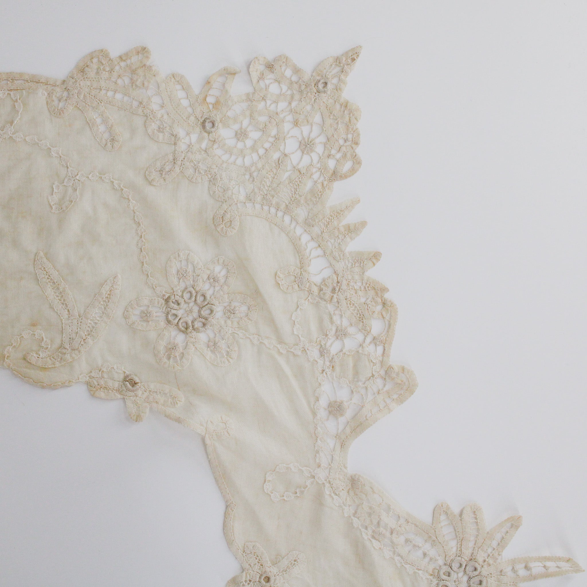 antique edwardian tape lace bertha collar