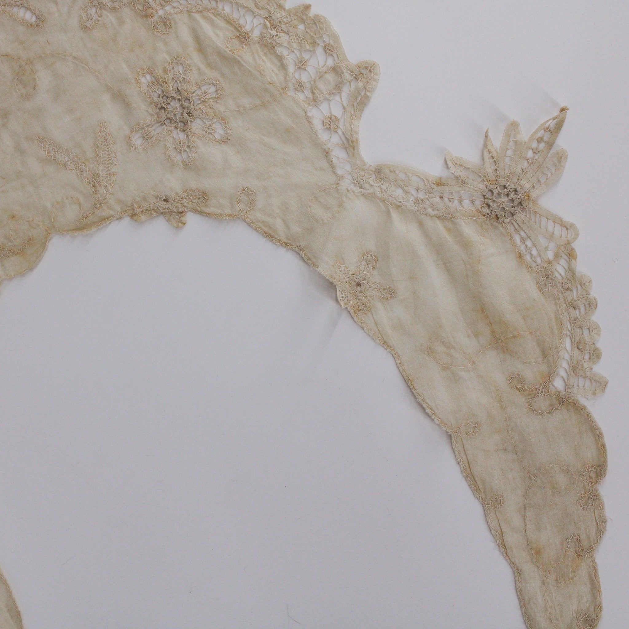 antique edwardian tape lace bertha collar