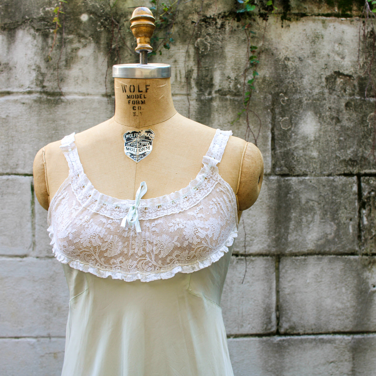 40s "styled by godfried" mint rayon nightgown, lace bodice