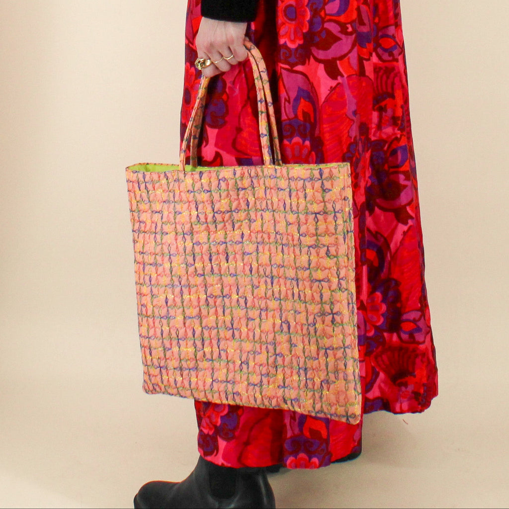 eleanor everyday tote - 50s embroidered quilting