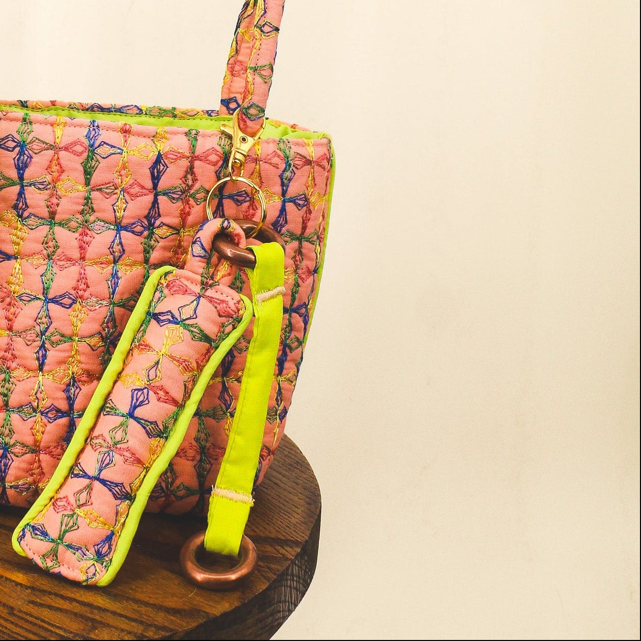 clover bag charm - 60s lucite & textiles