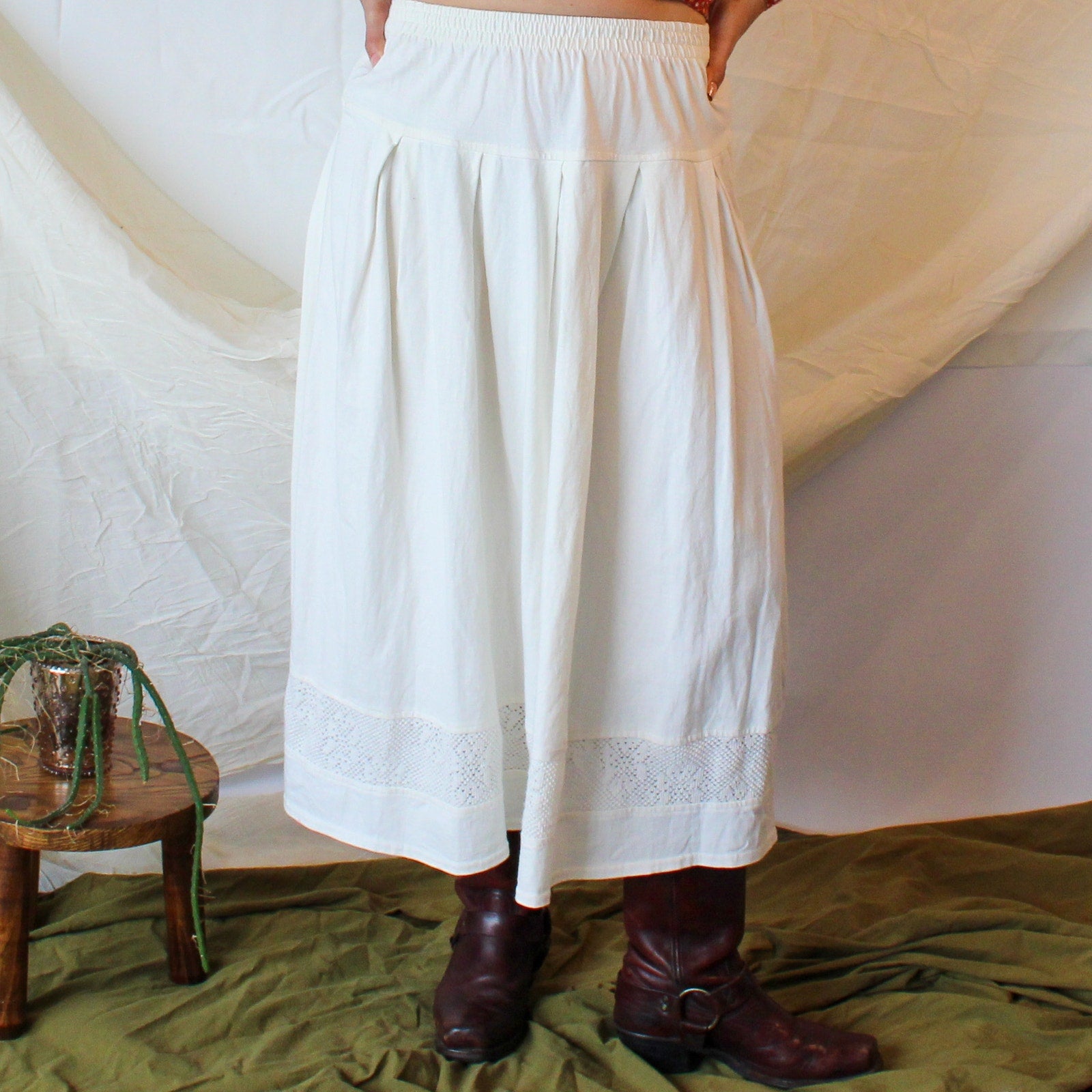 80s dwsf white cotton lace inset prairie skirt made in usa