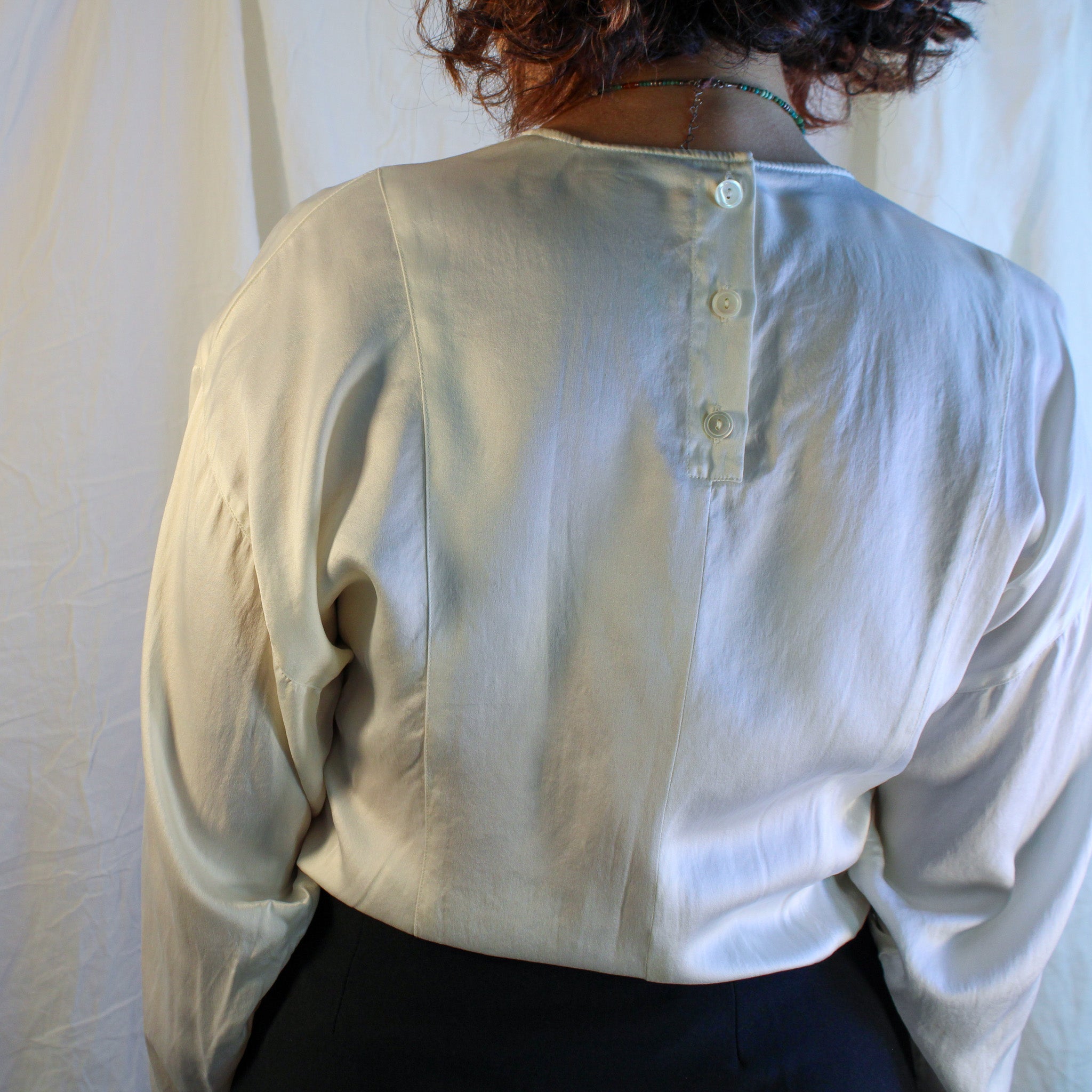 Neckline and shoulder detail