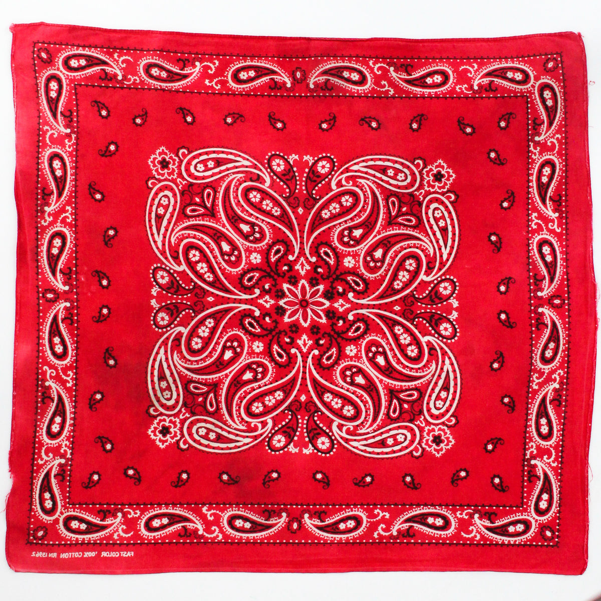 60s/70s turkey red medallion paisley cotton bandana - fast color, rn 13962