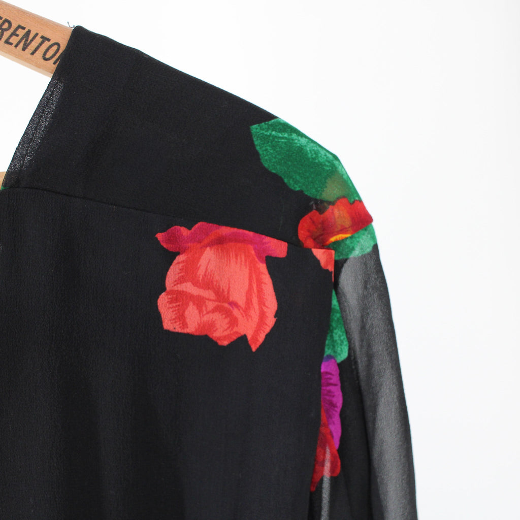 shoulder and rose print detail