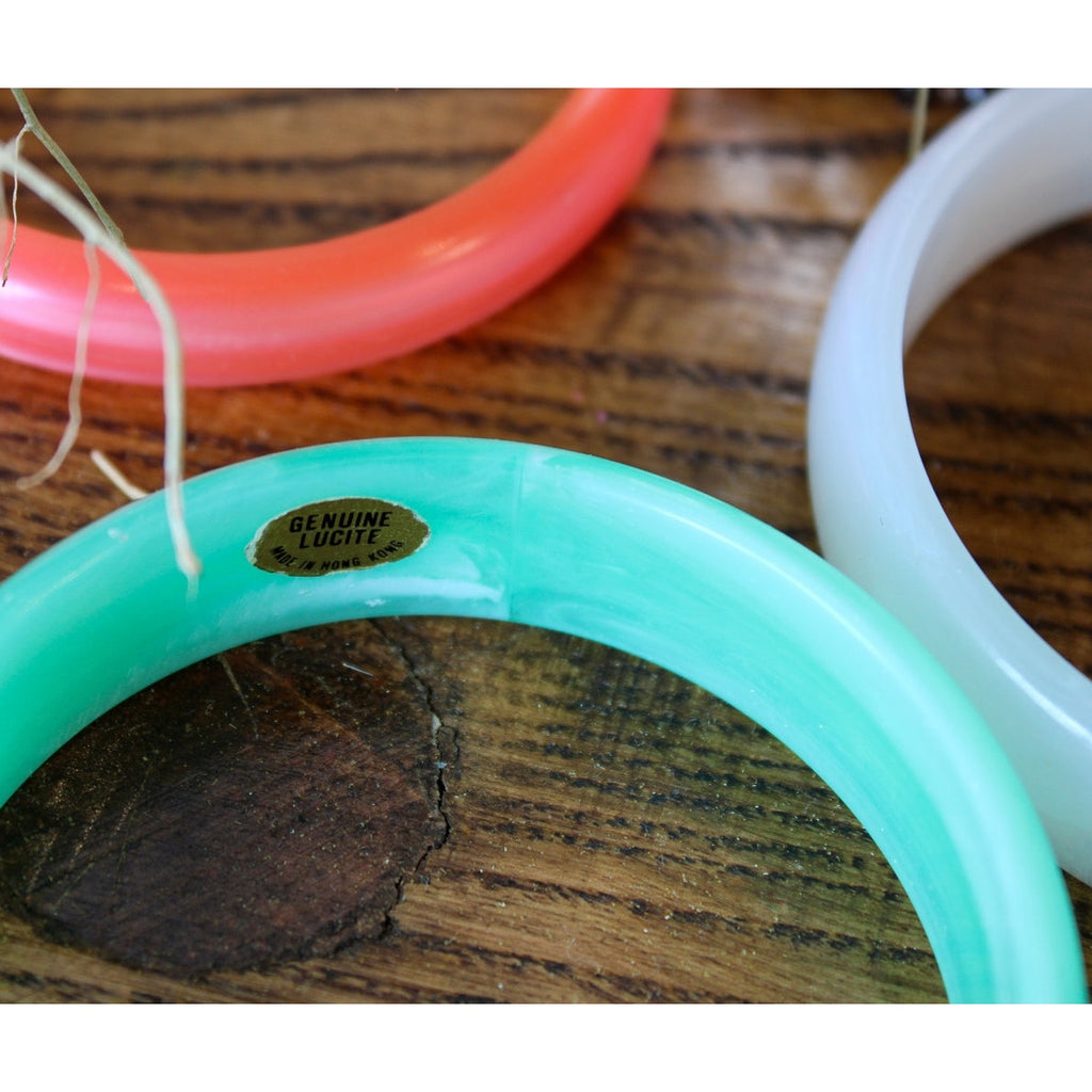 60s genuine lucite jade green bangle
