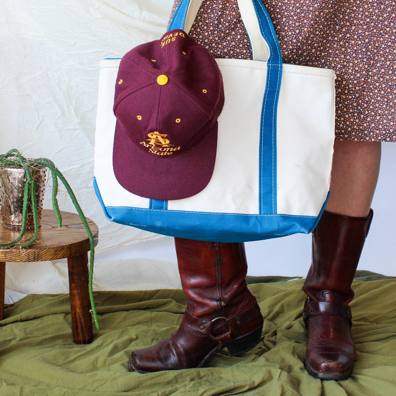 90s/00s l.l.bean boat & tote – cobalt trim zip-top - short handles