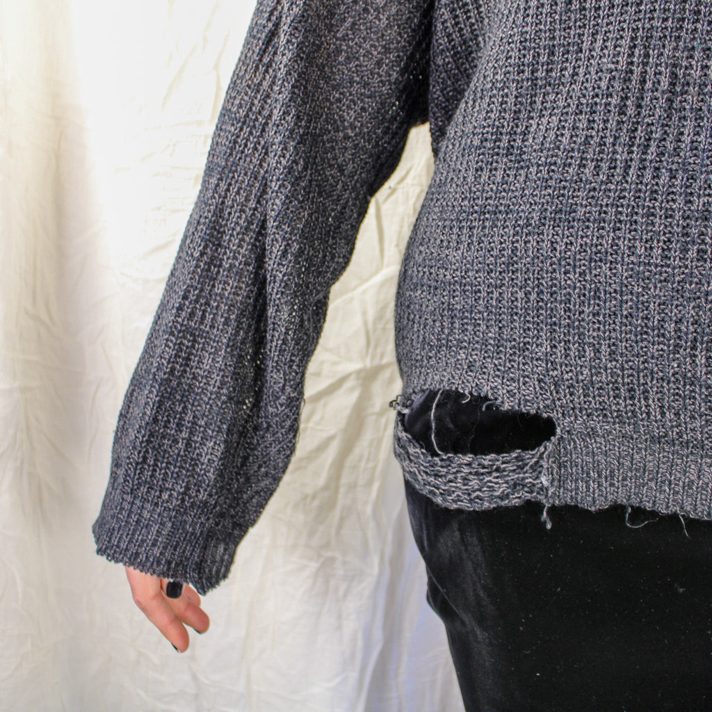 90s vintage grey grunge sweater