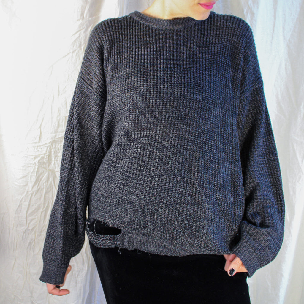 90s vintage grey grunge sweater