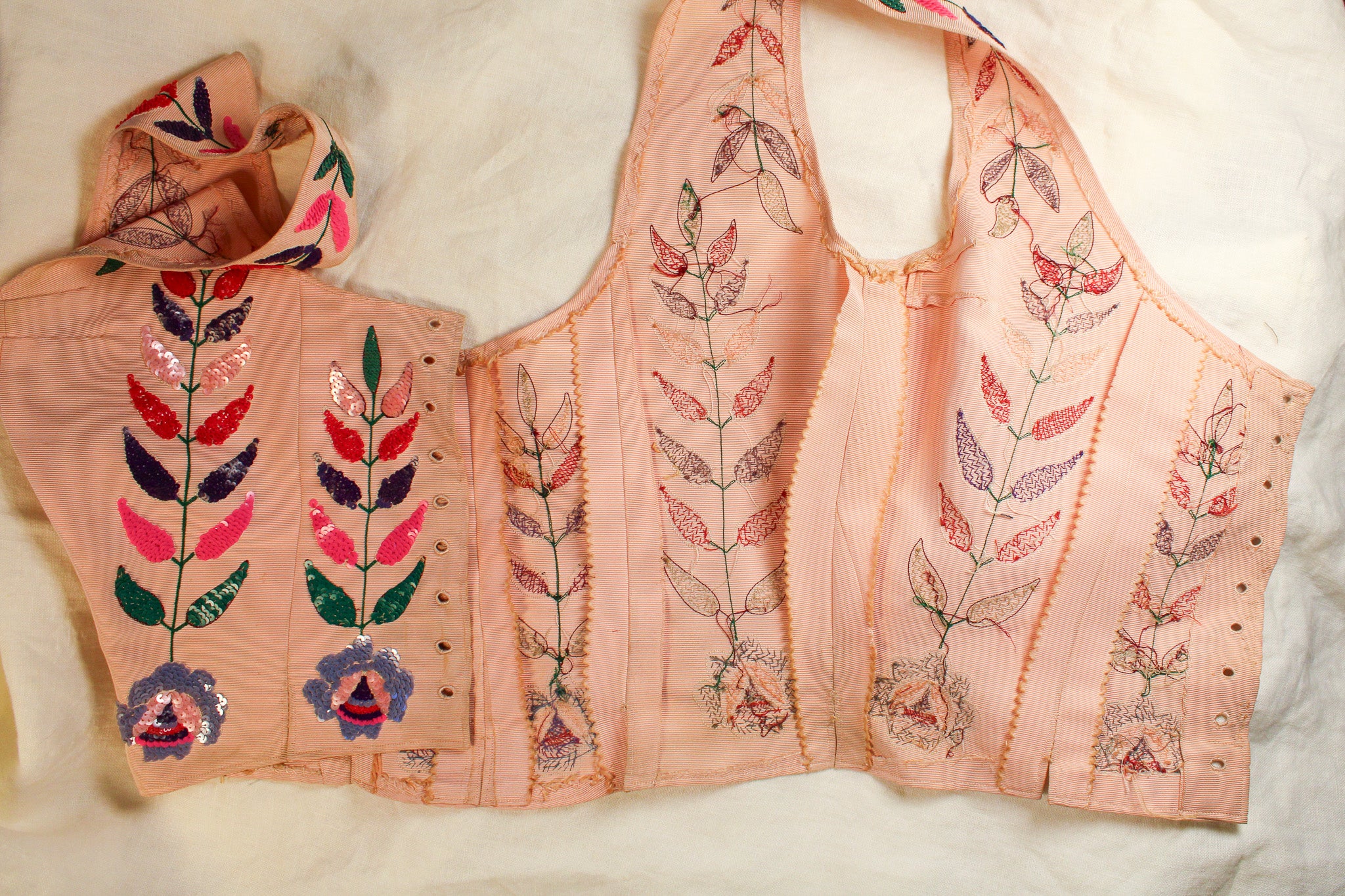 40s RARE museum hattie carnegie sequin floral corset bodice