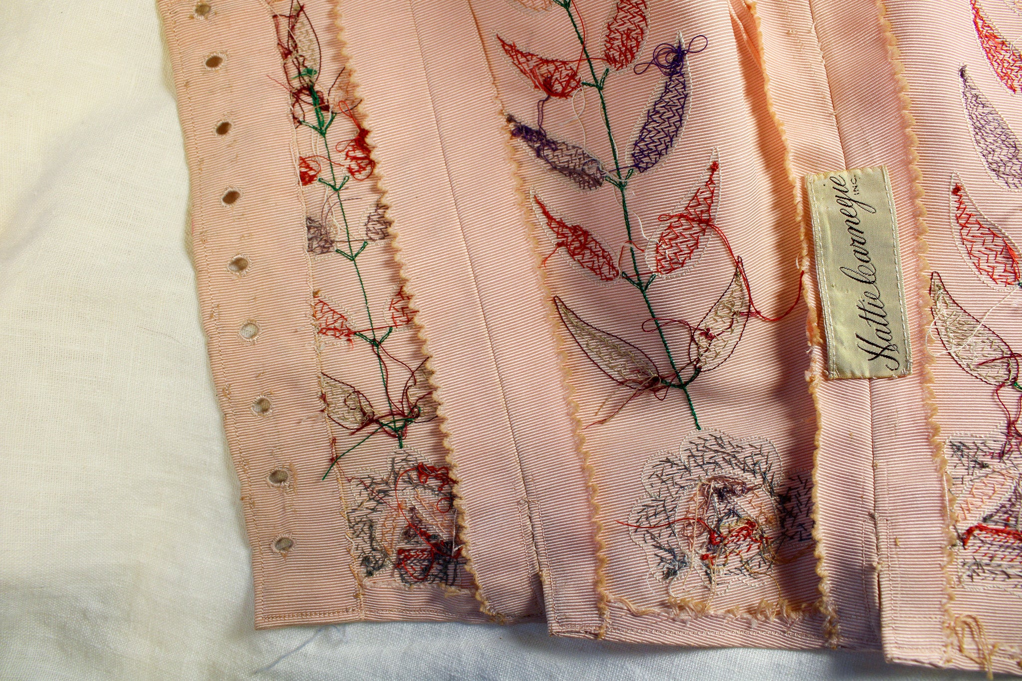 40s RARE museum hattie carnegie sequin floral corset bodice