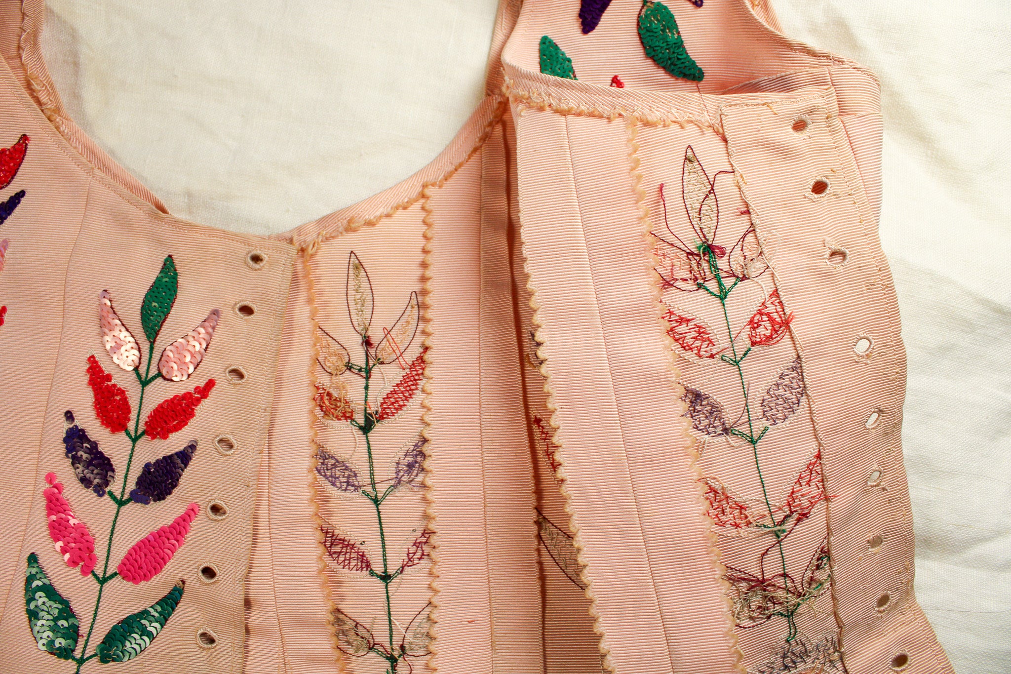 40s RARE museum hattie carnegie sequin floral corset bodice