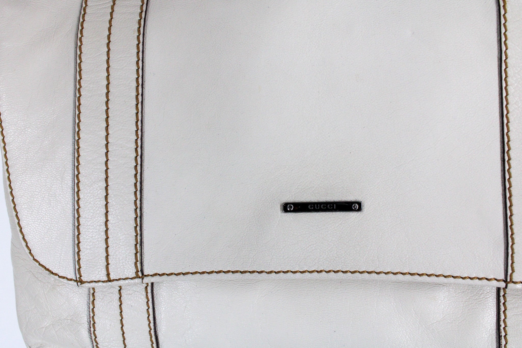 y2k gucci white leather shoulder bag - contrast topstitch flap