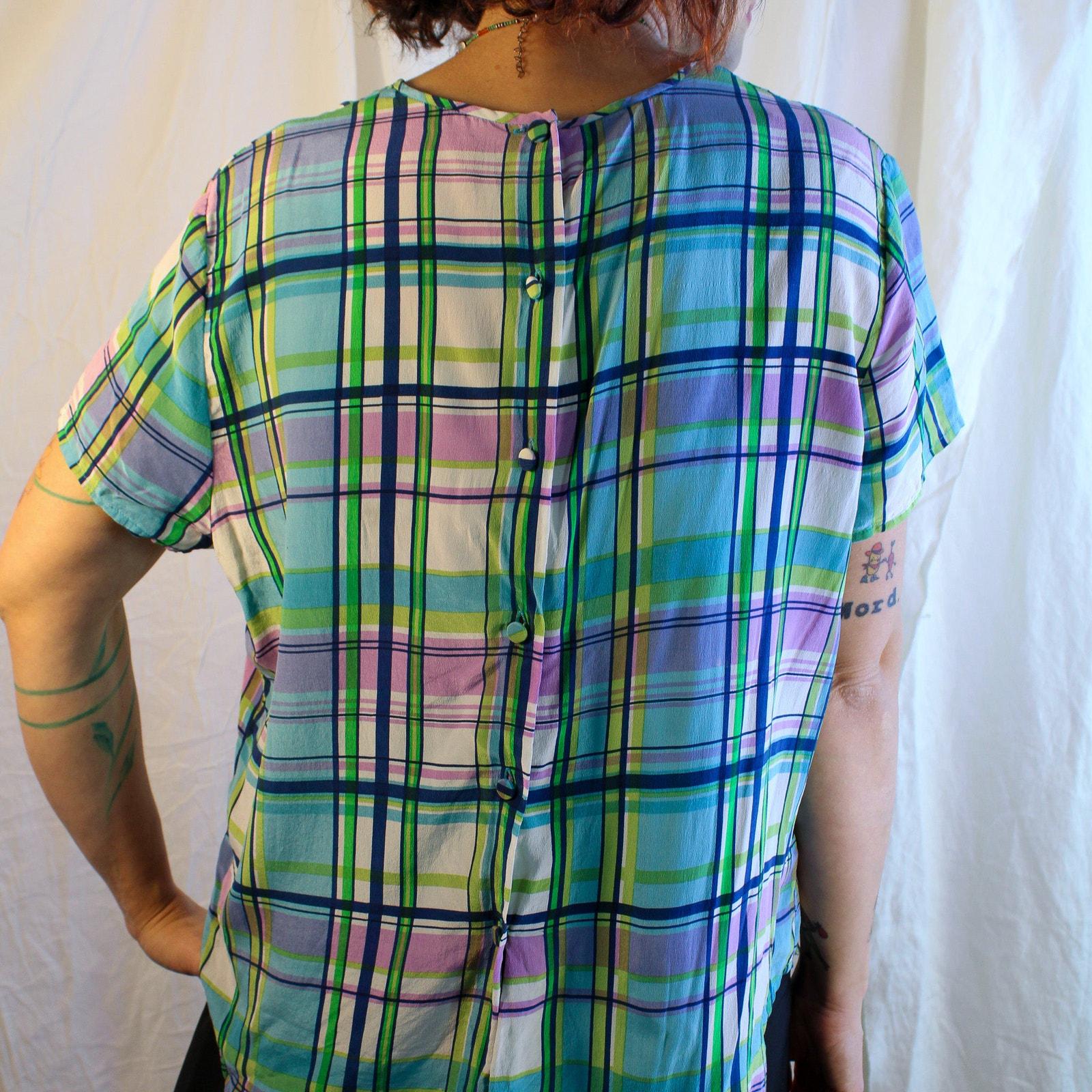90s 100% silk plaid button-back blouse