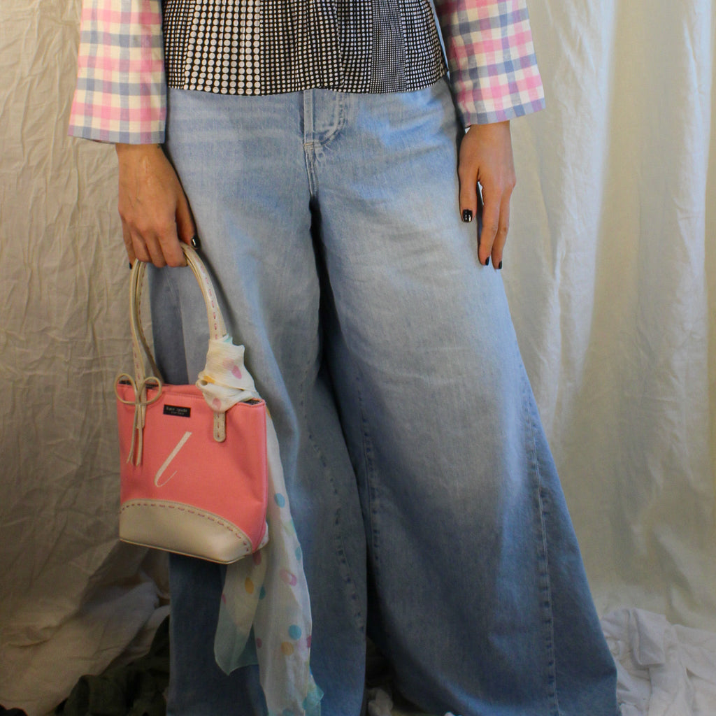 early 2000s kate spade new york pink monogram “l” tote bag with leather base, handles, and bow