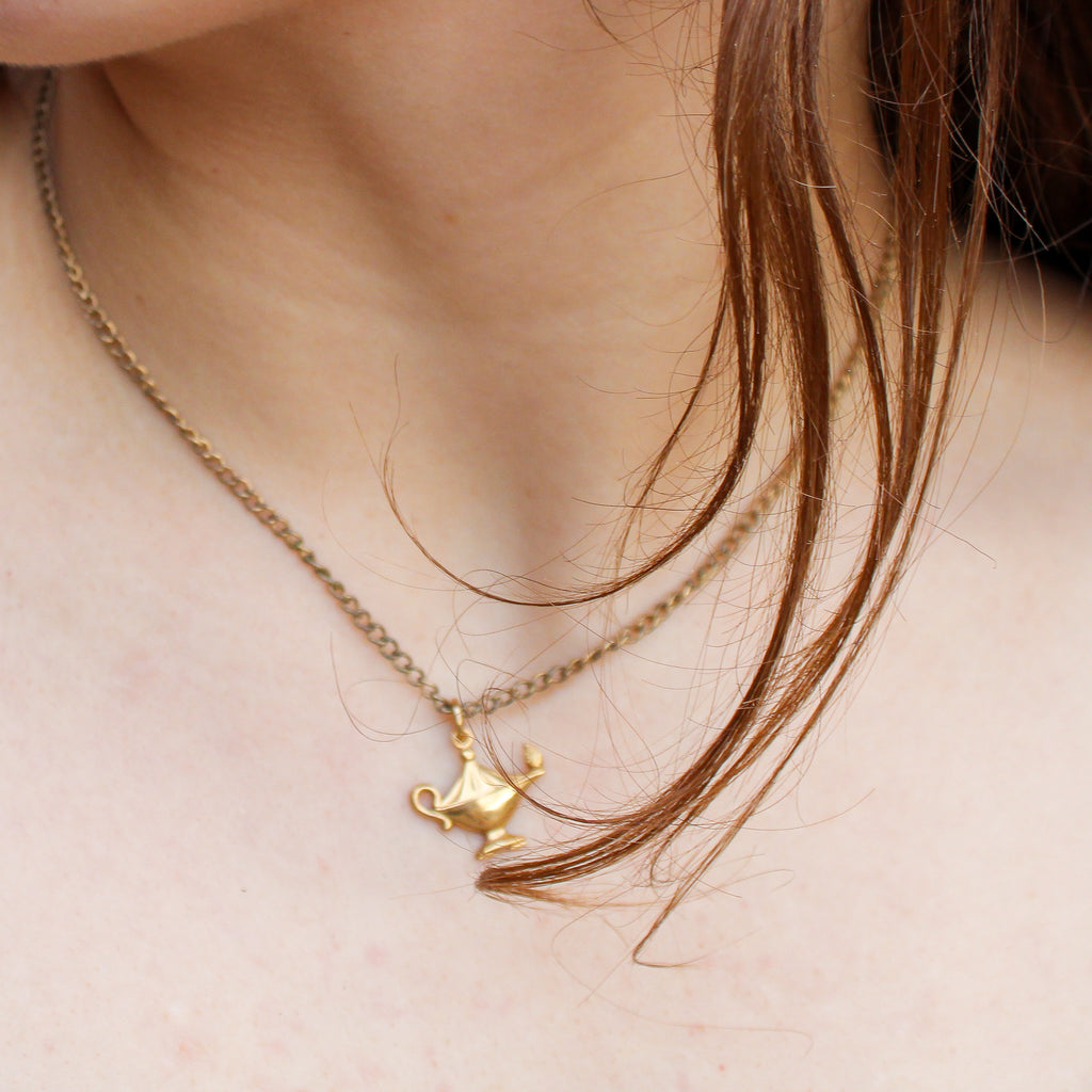 90s brass genie lamp pendant necklace