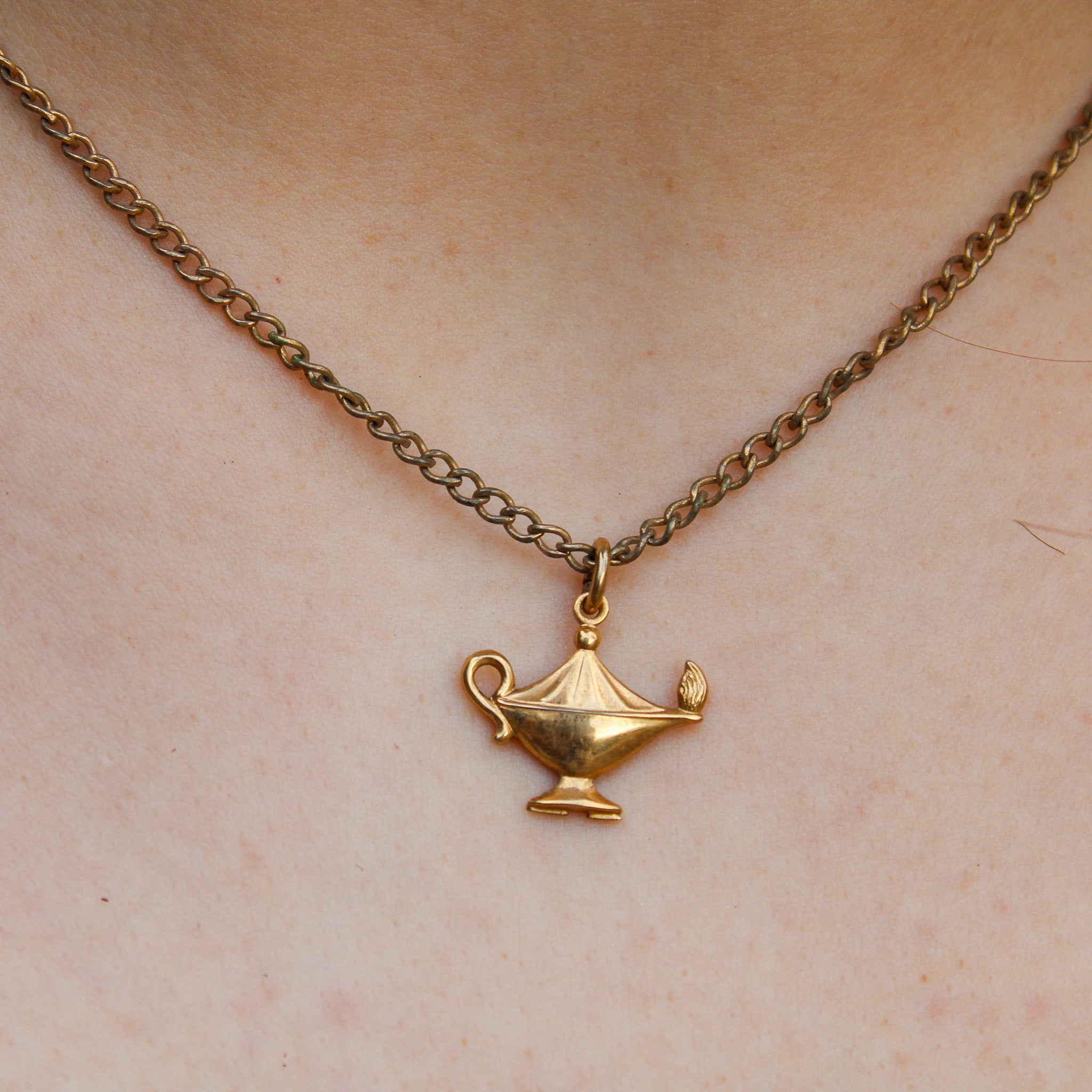 90s brass genie lamp pendant necklace