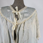 collar and ribbon ties detail