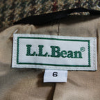 Front on model, L.L.Bean houndstooth blazer