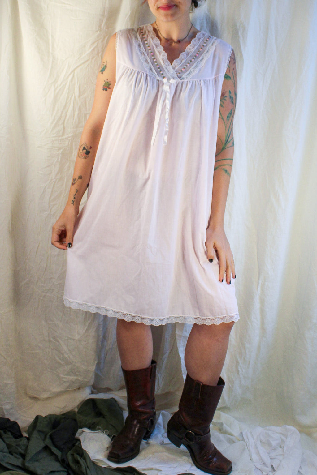 Pink rosebud-trim sleeveless nightgown