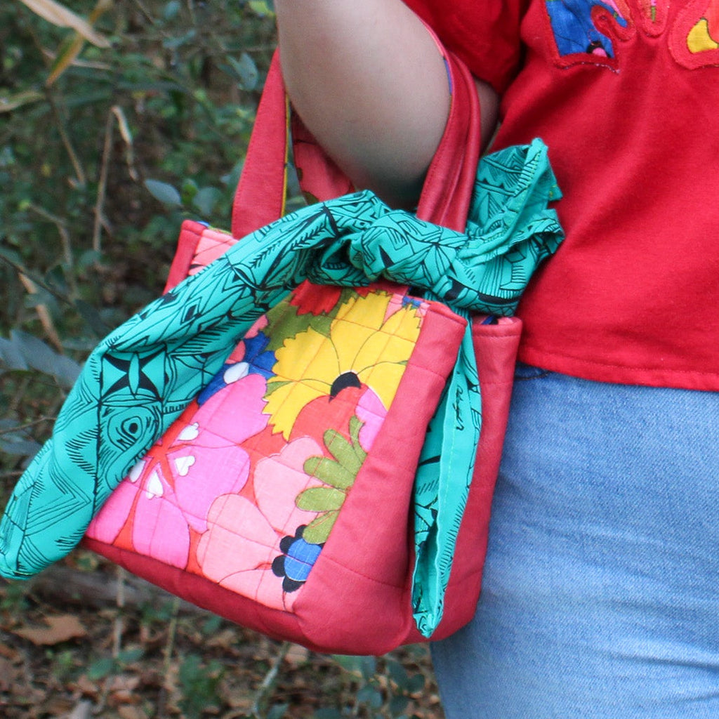 60s floral textile appliqué cropped tee - one-of-a-kind rework